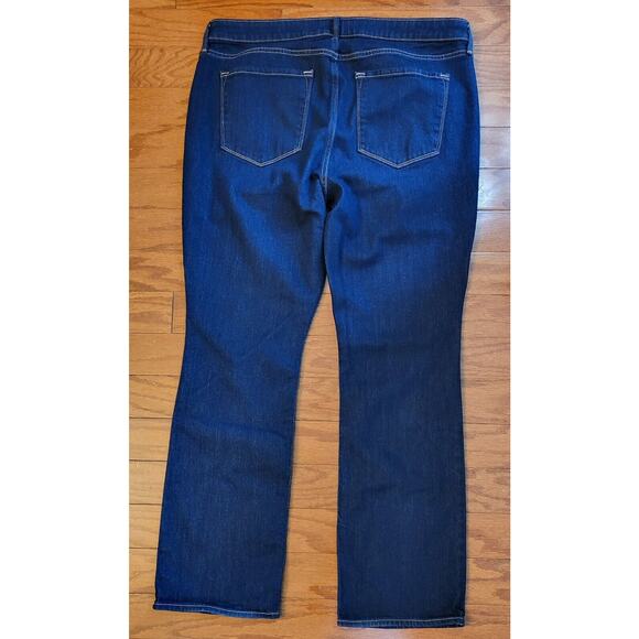 Old Navy Jeans Women Size 18 Mid-Rise WOW Boot-Cut Dark Denim Jeans - Picture 2 of 12